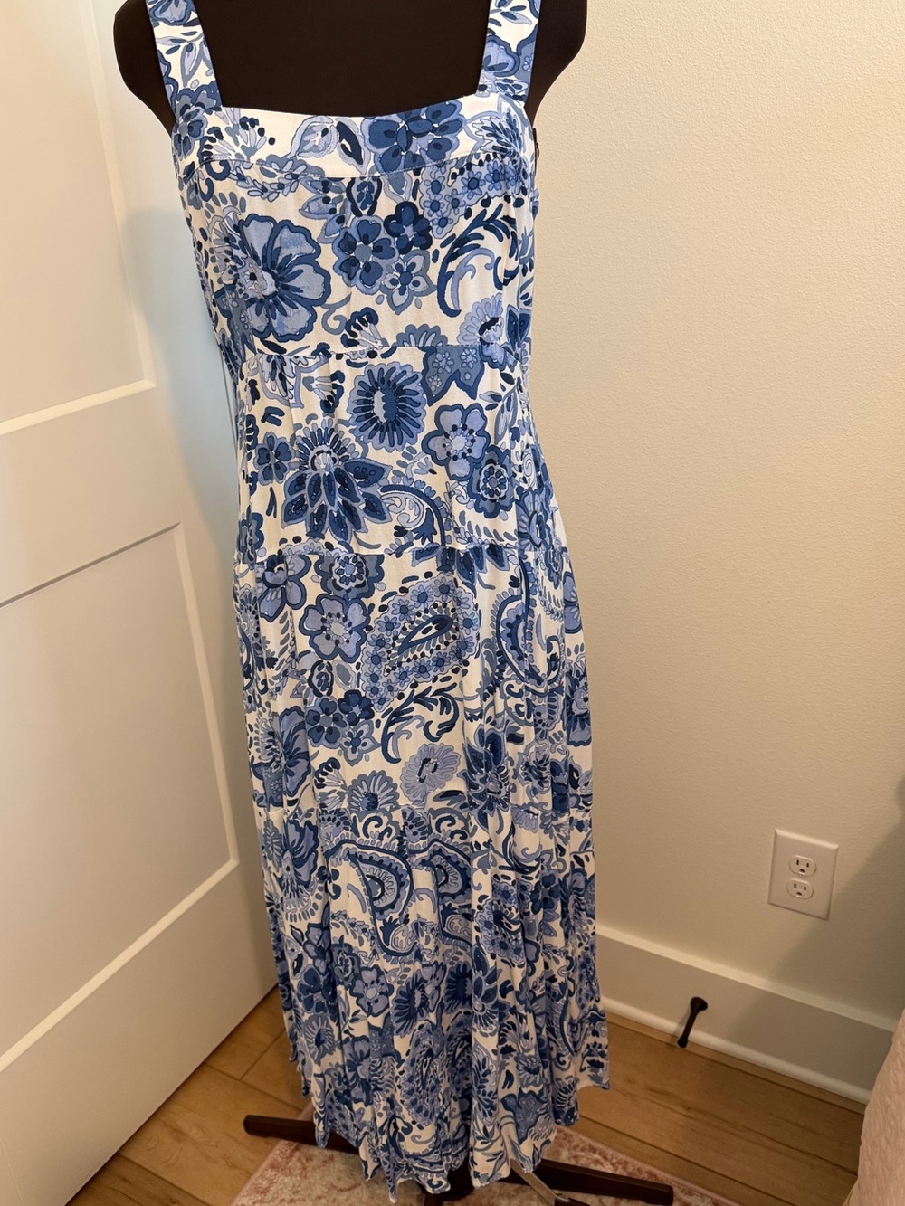 Vince Camuto sundress.  PL, like new.